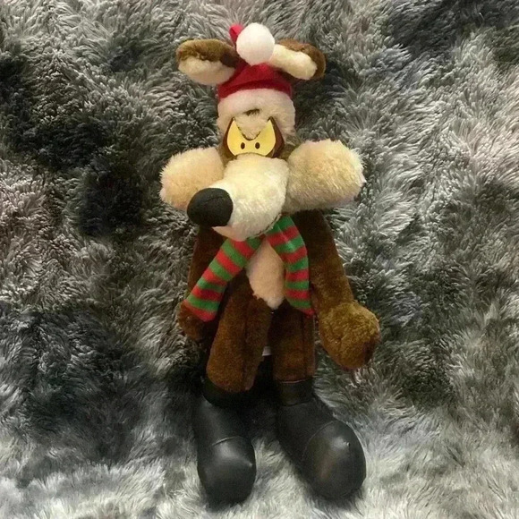 Vintage Wile E.  Coyote Plush
1997 Ace 13" With Santa Hat - Picture 1 of 16